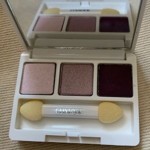 Clinique all about shadow trio - Going Steady